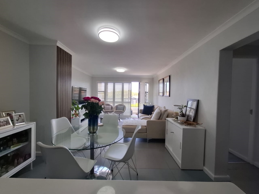 2 Bedroom Property for Sale in Table View Western Cape